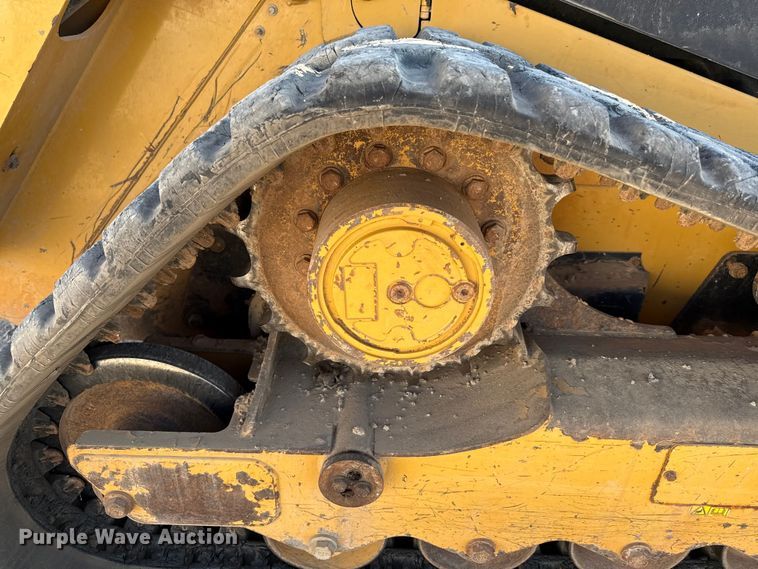 image for item DZ4251 2017 Caterpillar 289D tracked skid steer loader