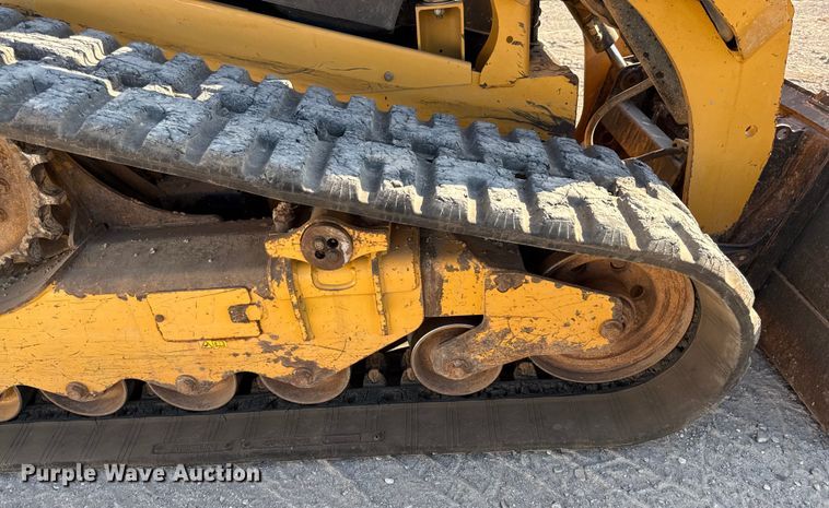 image for item DZ4251 2017 Caterpillar 289D tracked skid steer loader
