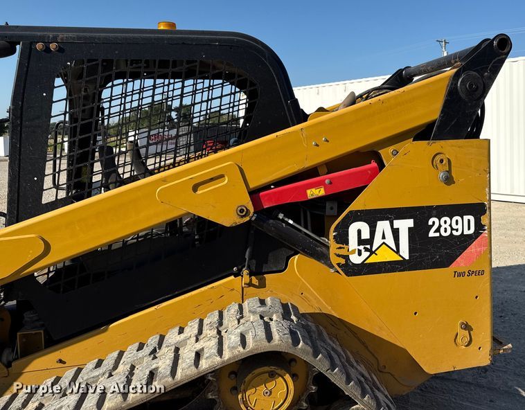 image for item DZ4252 2017 Caterpillar 289D tracked skid steer loader