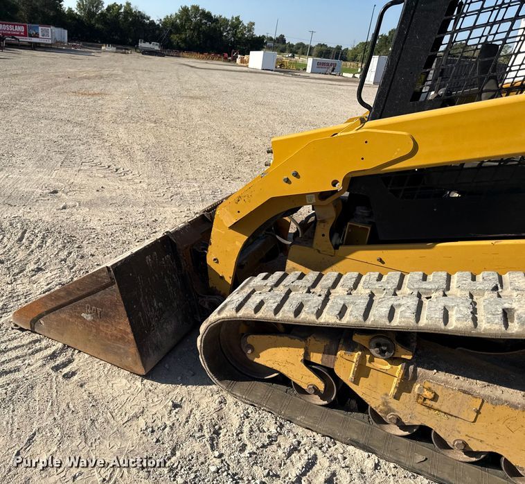 image for item DZ4252 2017 Caterpillar 289D tracked skid steer loader