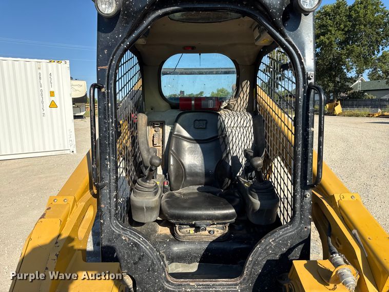 image for item DZ4252 2017 Caterpillar 289D tracked skid steer loader