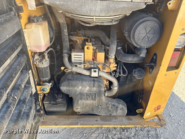 image for item DZ4252 2017 Caterpillar 289D tracked skid steer loader