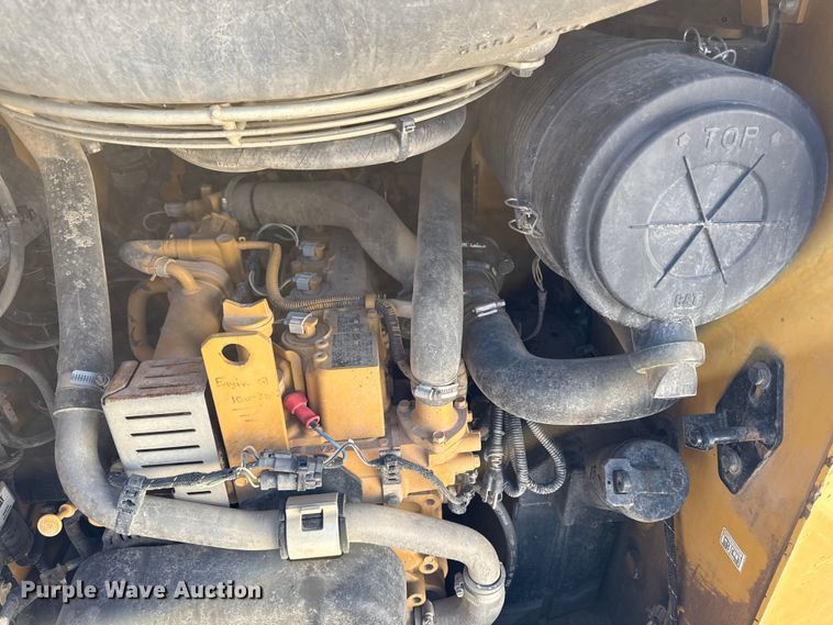 image for item DZ4252 2017 Caterpillar 289D tracked skid steer loader