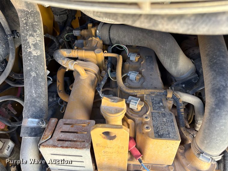 image for item DZ4252 2017 Caterpillar 289D tracked skid steer loader