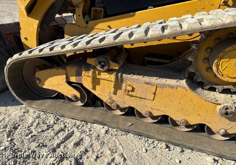 image for item DZ4252 2017 Caterpillar 289D tracked skid steer loader