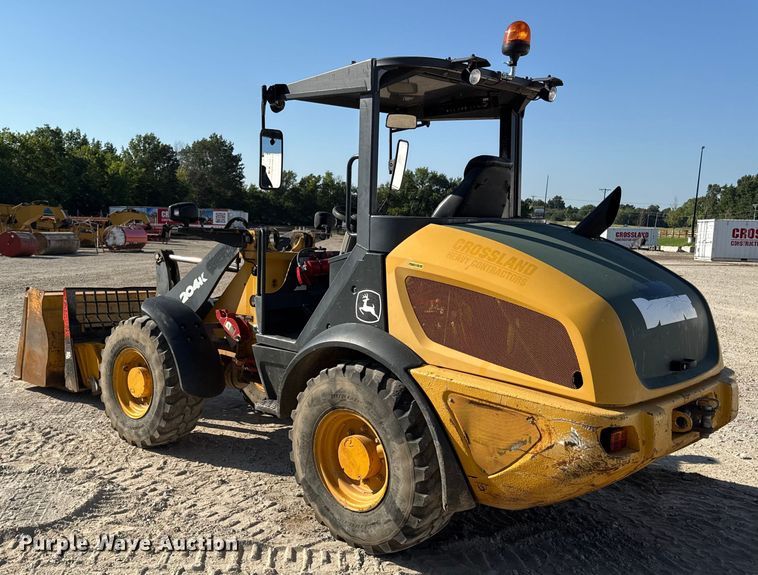 image for item DZ4253 2015 John Deere 204K wheel loader