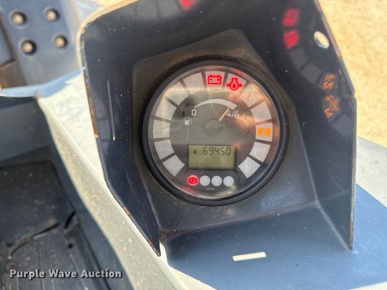 image for item DZ4253 2015 John Deere 204K wheel loader