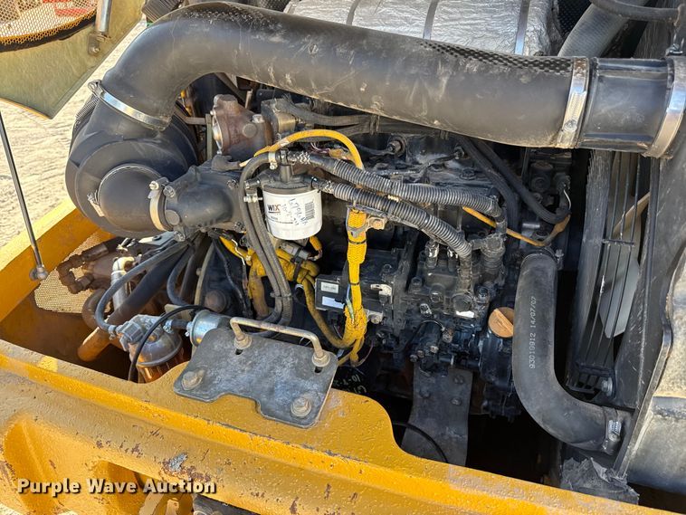 image for item DZ4253 2015 John Deere 204K wheel loader