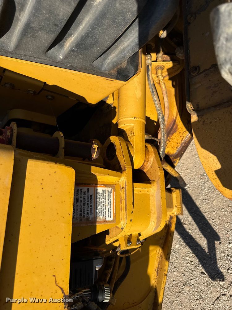 image for item DZ4254 2006 Caterpillar 140H motor grader