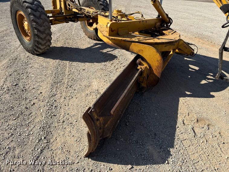 image for item DZ4254 2006 Caterpillar 140H motor grader