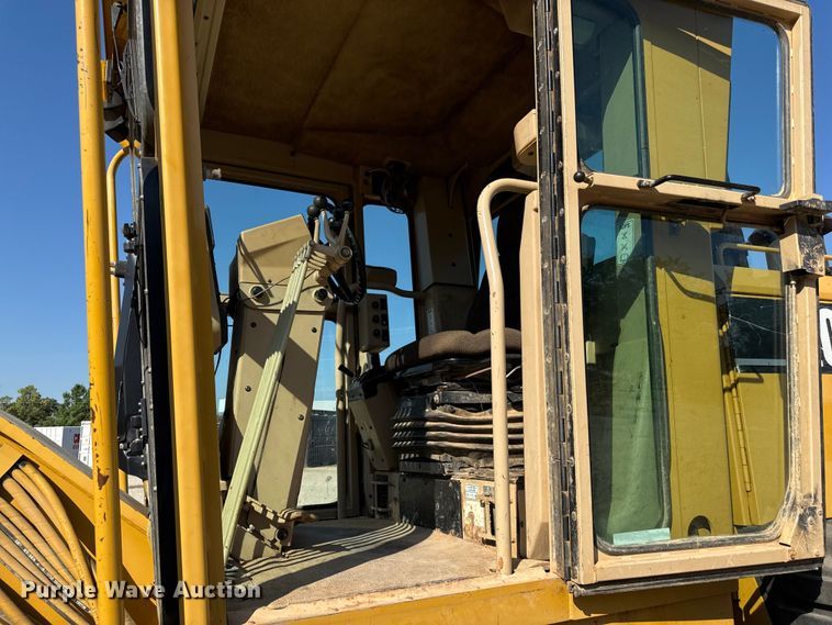 image for item DZ4254 2006 Caterpillar 140H motor grader