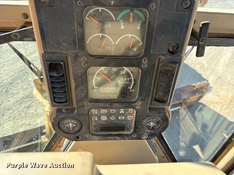 image for item DZ4254 2006 Caterpillar 140H motor grader