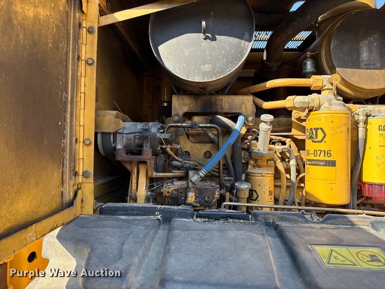 image for item DZ4254 2006 Caterpillar 140H motor grader