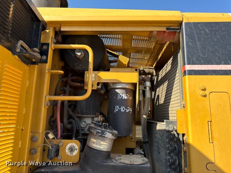 image for item DZ4254 2006 Caterpillar 140H motor grader