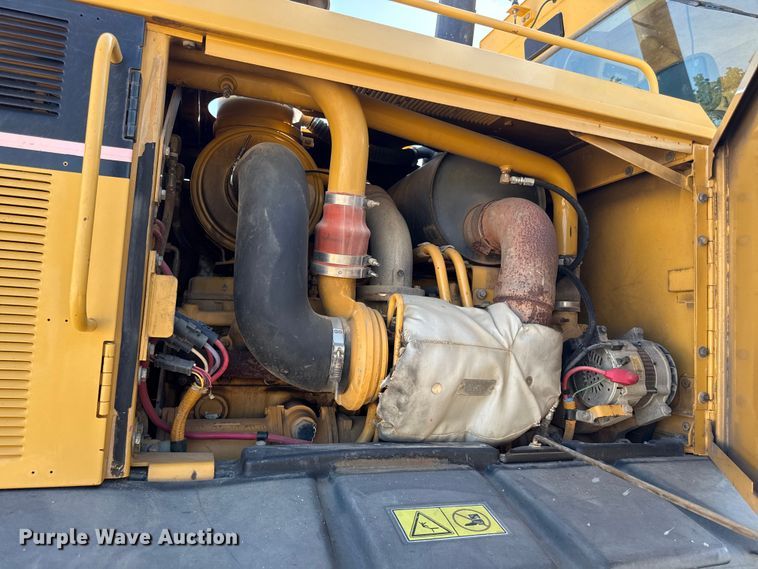 image for item DZ4254 2006 Caterpillar 140H motor grader