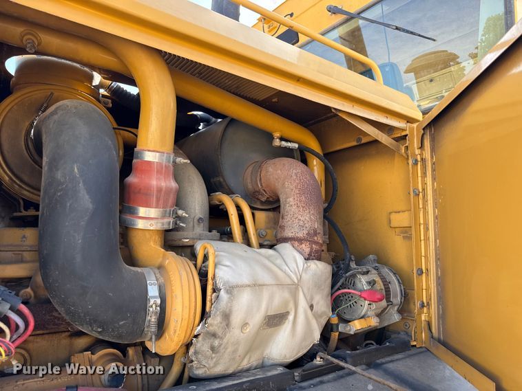 image for item DZ4254 2006 Caterpillar 140H motor grader