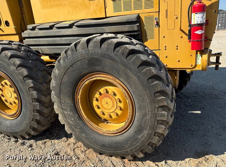 image for item DZ4254 2006 Caterpillar 140H motor grader