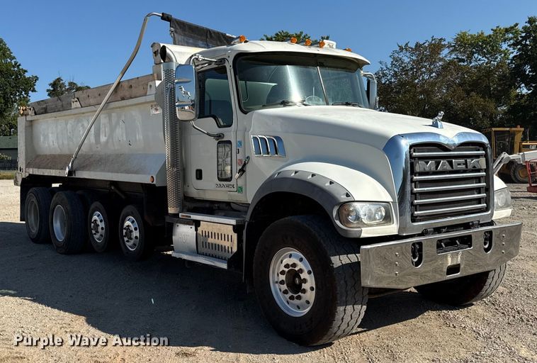 image for item DZ4255 2017 Mack Granite GU713 dump truck