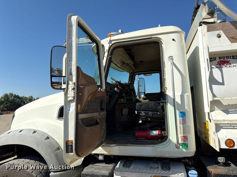 image for item DZ4255 2017 Mack Granite GU713 dump truck