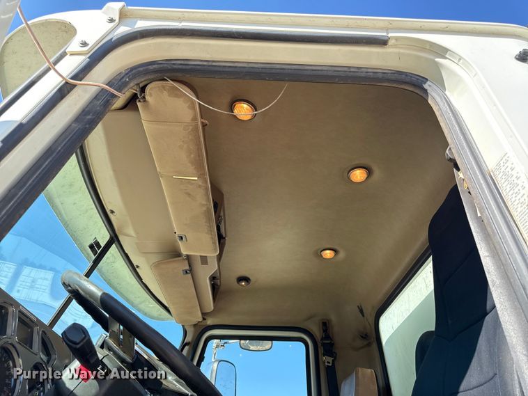 image for item DZ4255 2017 Mack Granite GU713 dump truck