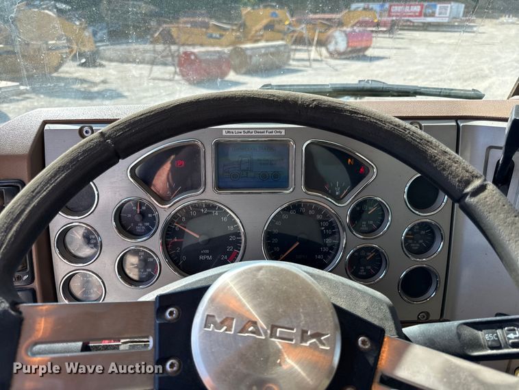 image for item DZ4255 2017 Mack Granite GU713 dump truck