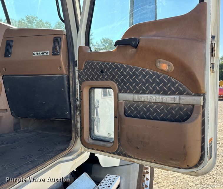 image for item DZ4255 2017 Mack Granite GU713 dump truck