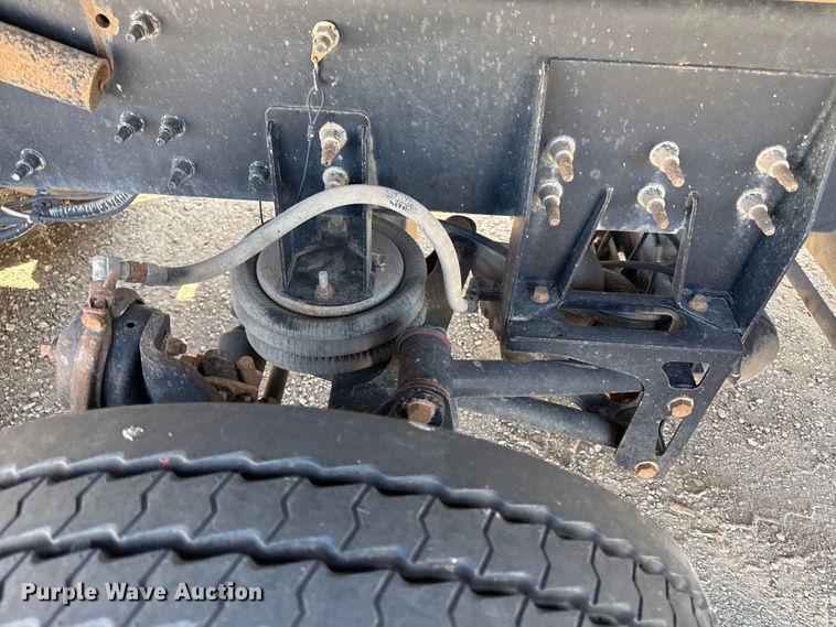 image for item DZ4255 2017 Mack Granite GU713 dump truck