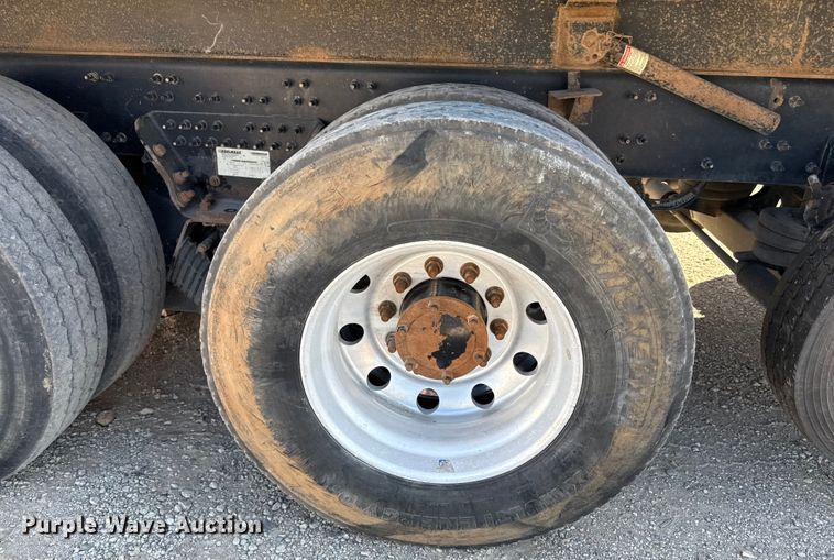 image for item DZ4255 2017 Mack Granite GU713 dump truck