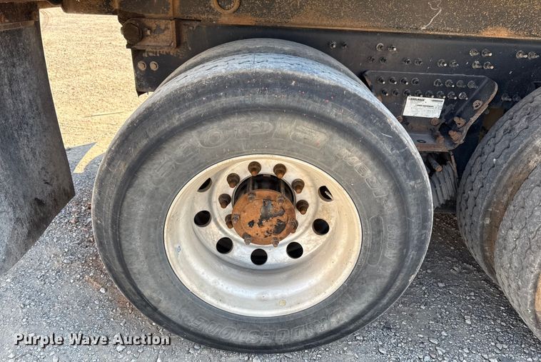 image for item DZ4255 2017 Mack Granite GU713 dump truck