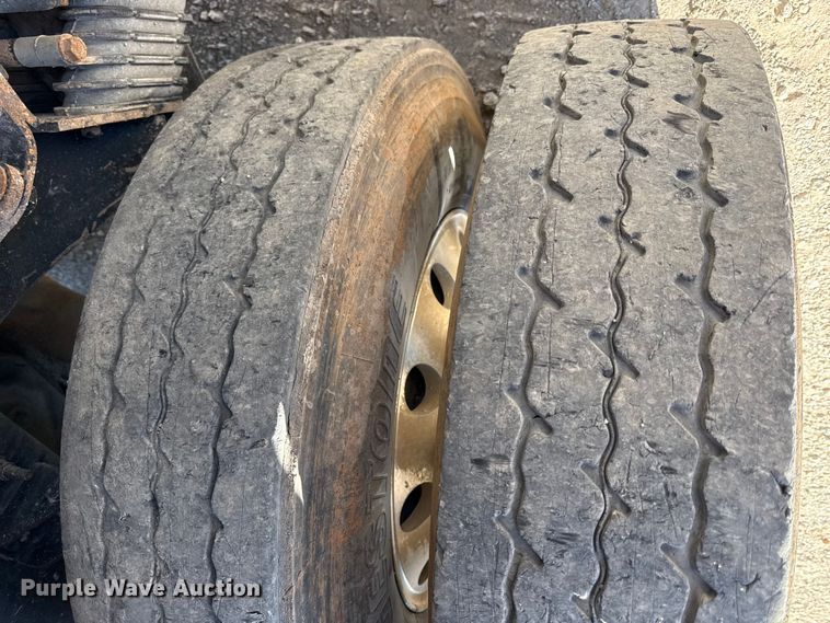 image for item DZ4255 2017 Mack Granite GU713 dump truck