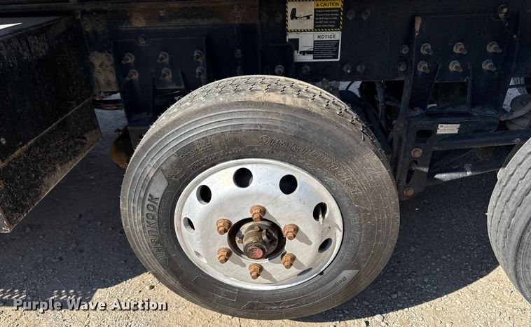 image for item DZ4255 2017 Mack Granite GU713 dump truck