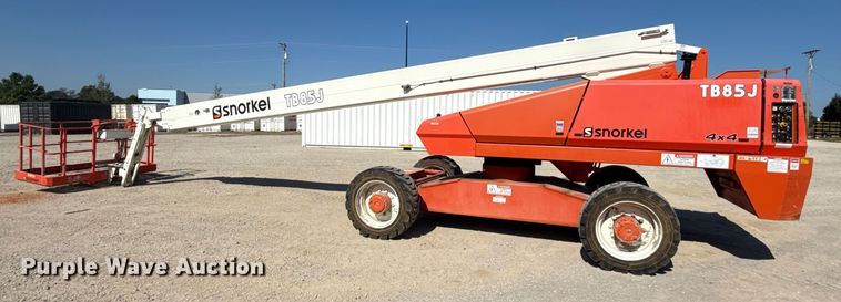 image for item DZ4256 2006 Snorkel TB85JFA boom lift