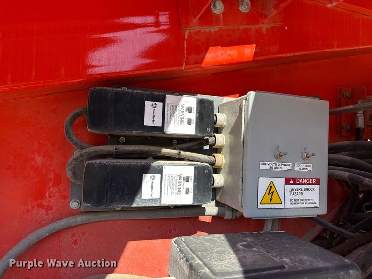 image for item DZ4256 2006 Snorkel TB85JFA boom lift