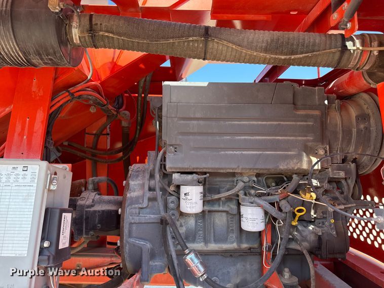 image for item DZ4256 2006 Snorkel TB85JFA boom lift