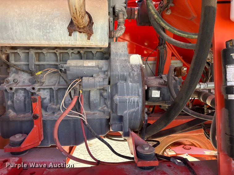 image for item DZ4256 2006 Snorkel TB85JFA boom lift