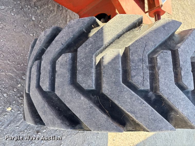 image for item DZ4256 2006 Snorkel TB85JFA boom lift