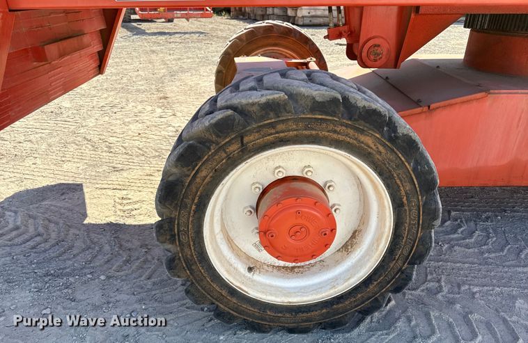 image for item DZ4256 2006 Snorkel TB85JFA boom lift