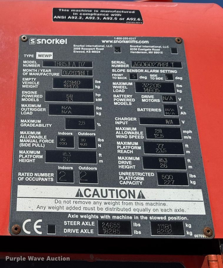 image for item DZ4256 2006 Snorkel TB85JFA boom lift