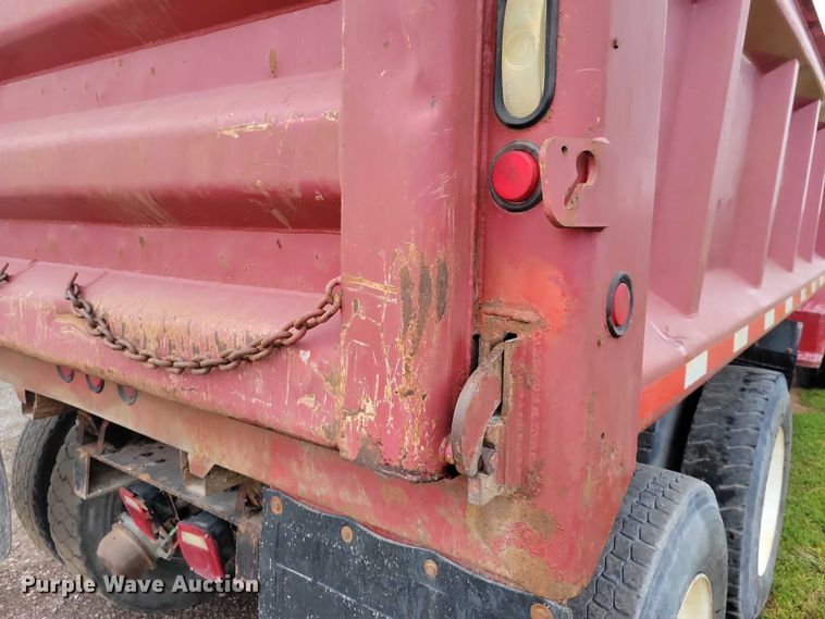 image for item DZ6483 1994 Ford L8000 dump truck