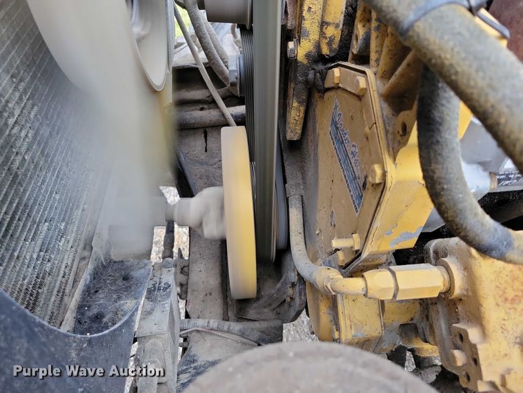 image for item DZ6483 1994 Ford L8000 dump truck