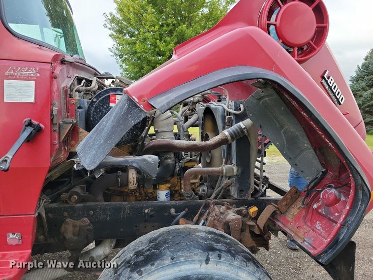 image for item DZ6483 1994 Ford L8000 dump truck