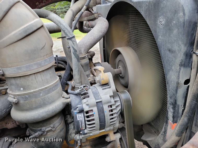 image for item DZ6483 1994 Ford L8000 dump truck