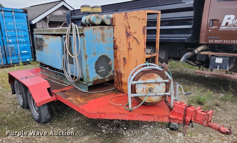 image for item DZ6484 Miller welder/generator