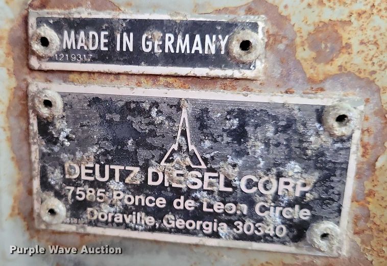 image for item DZ6484 Miller welder/generator