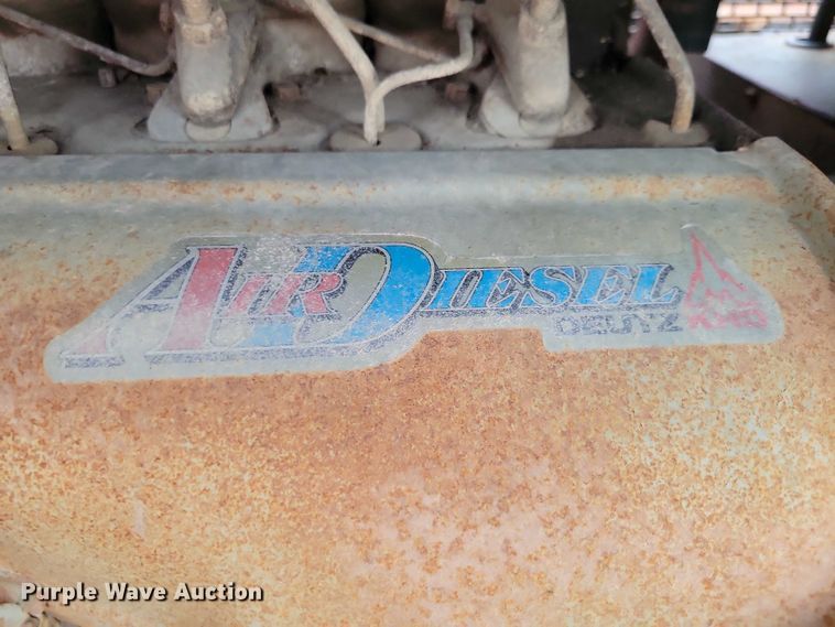 image for item DZ6484 Miller welder/generator