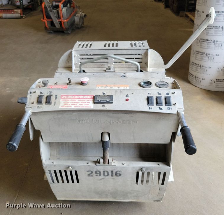 image for item DZ6493 2013 Husqvarna  X5000 concrete saw