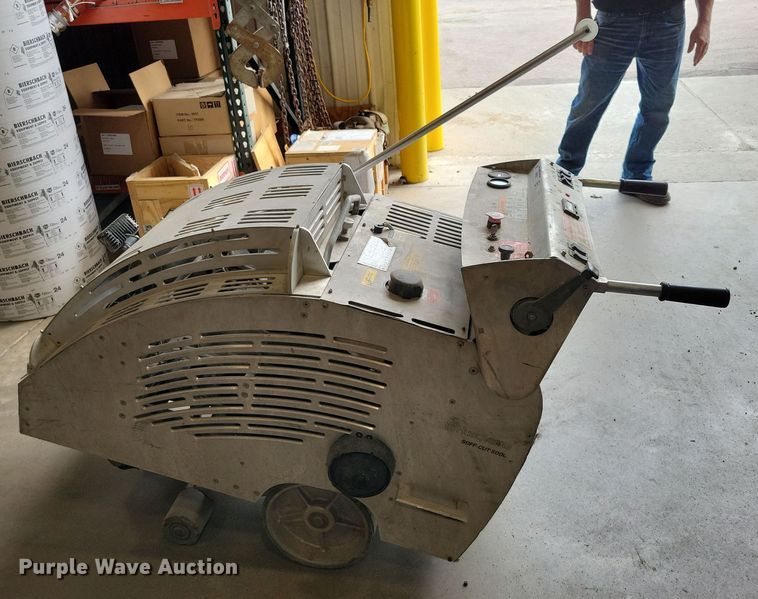 image for item DZ6493 2013 Husqvarna  X5000 concrete saw