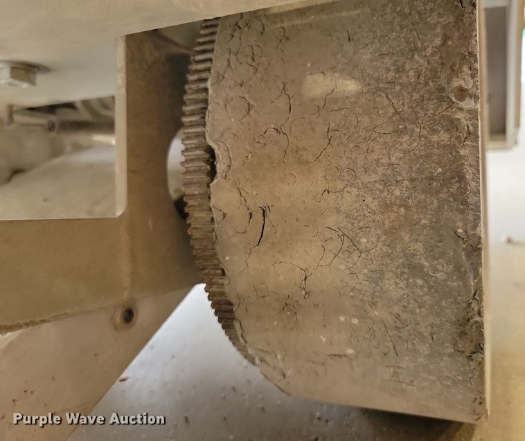 image for item DZ6493 2013 Husqvarna  X5000 concrete saw