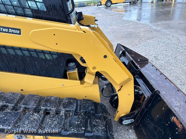 image for item DZ8962 2023 Caterpillar 259D3 tracked skid steer loader