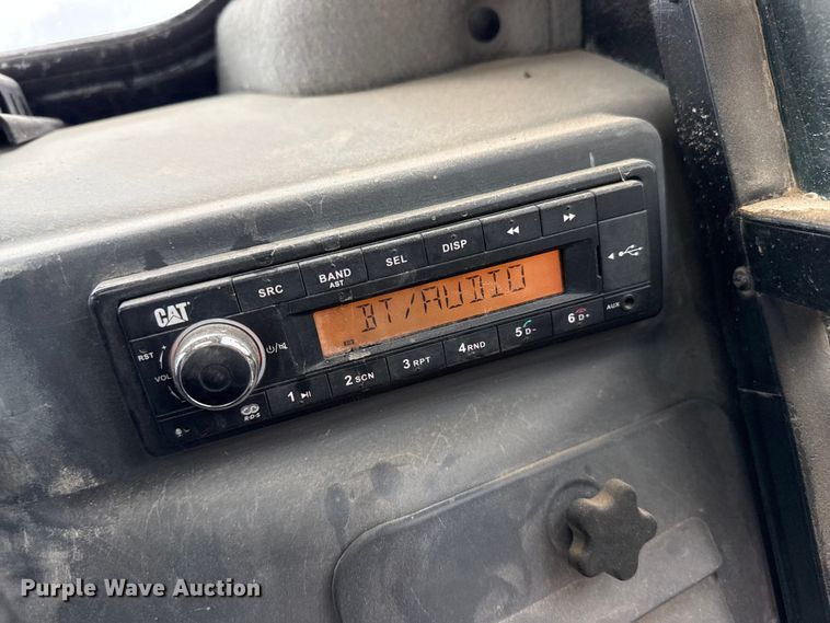 image for item DZ8962 2023 Caterpillar 259D3 tracked skid steer loader